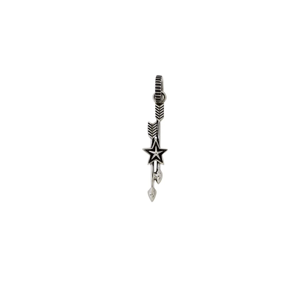 OFFSET ARROW W / STAR TINY PENDANT