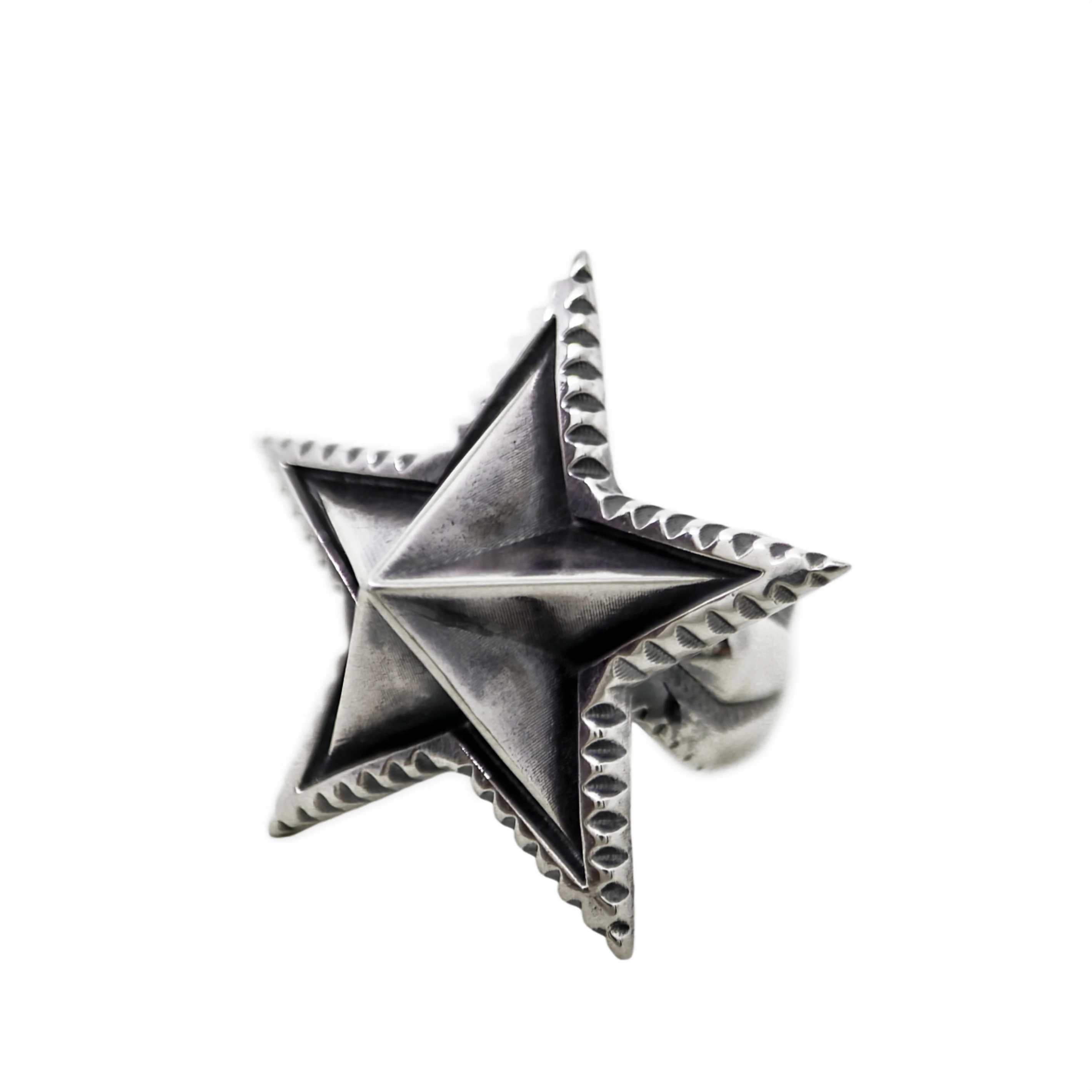 BIG SPIKE STAR RING CODY SANDERSON Official - Shop Online