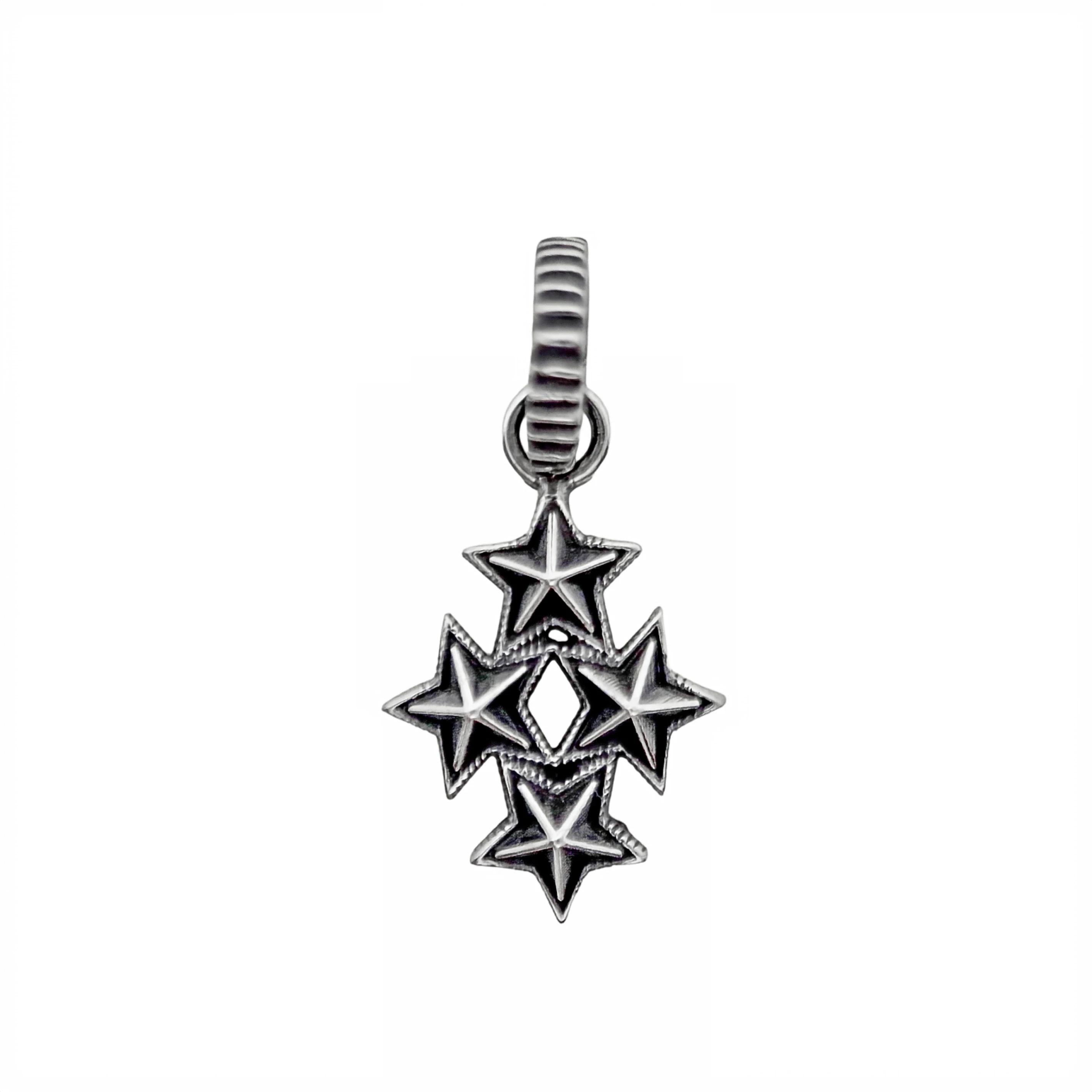 TINY 4 STAR PENDANT