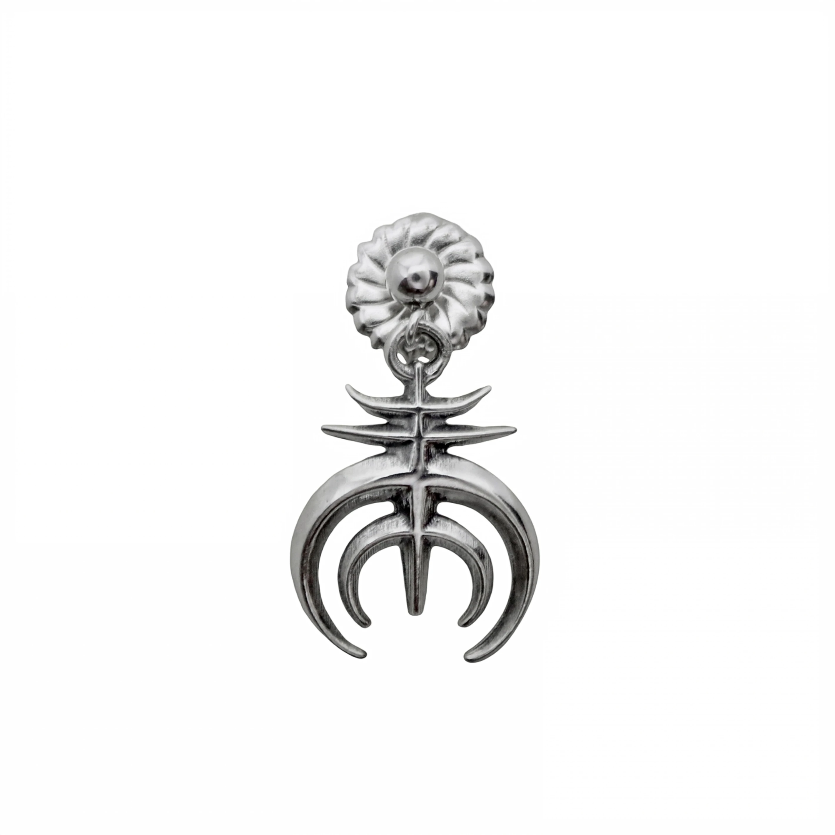 SMALL EAST MEETS SOUTH WEST NAJA EARRING-2