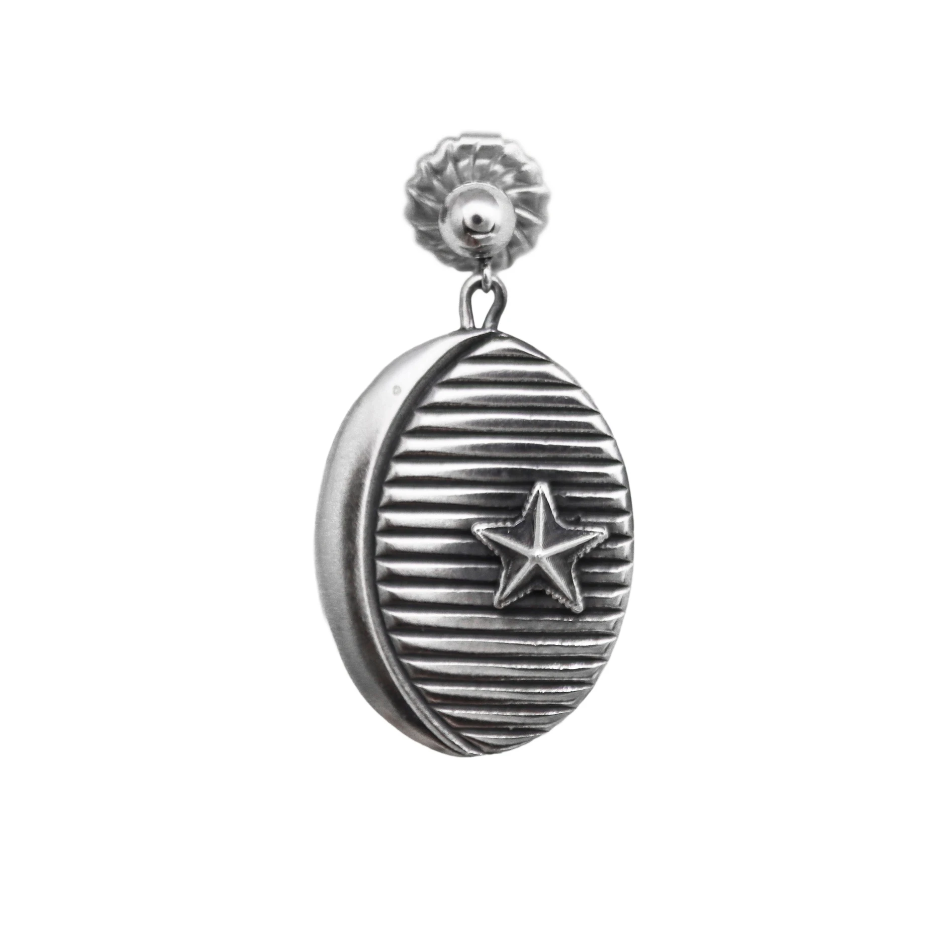 OVAL SHAPE LINES W/ CENTER SPIKE STAR RIGHT EARRING