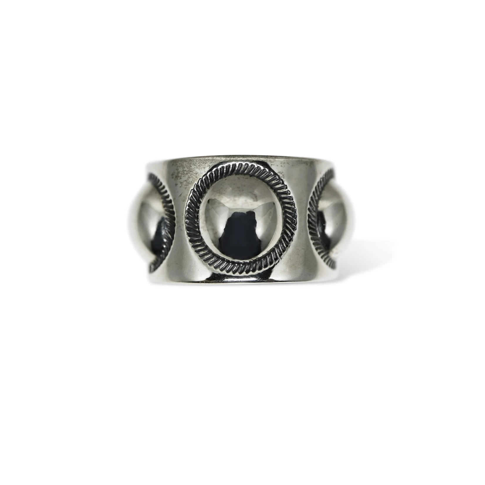 MOON SWEET PEA W / STRAIGHT EDGE RING