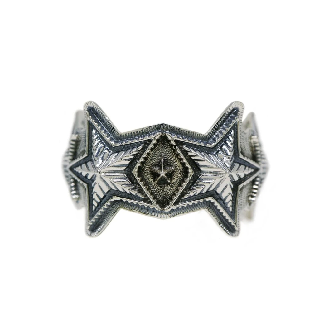 2 MEDIUM DEPP STAR & SPIKE STAR CUFF