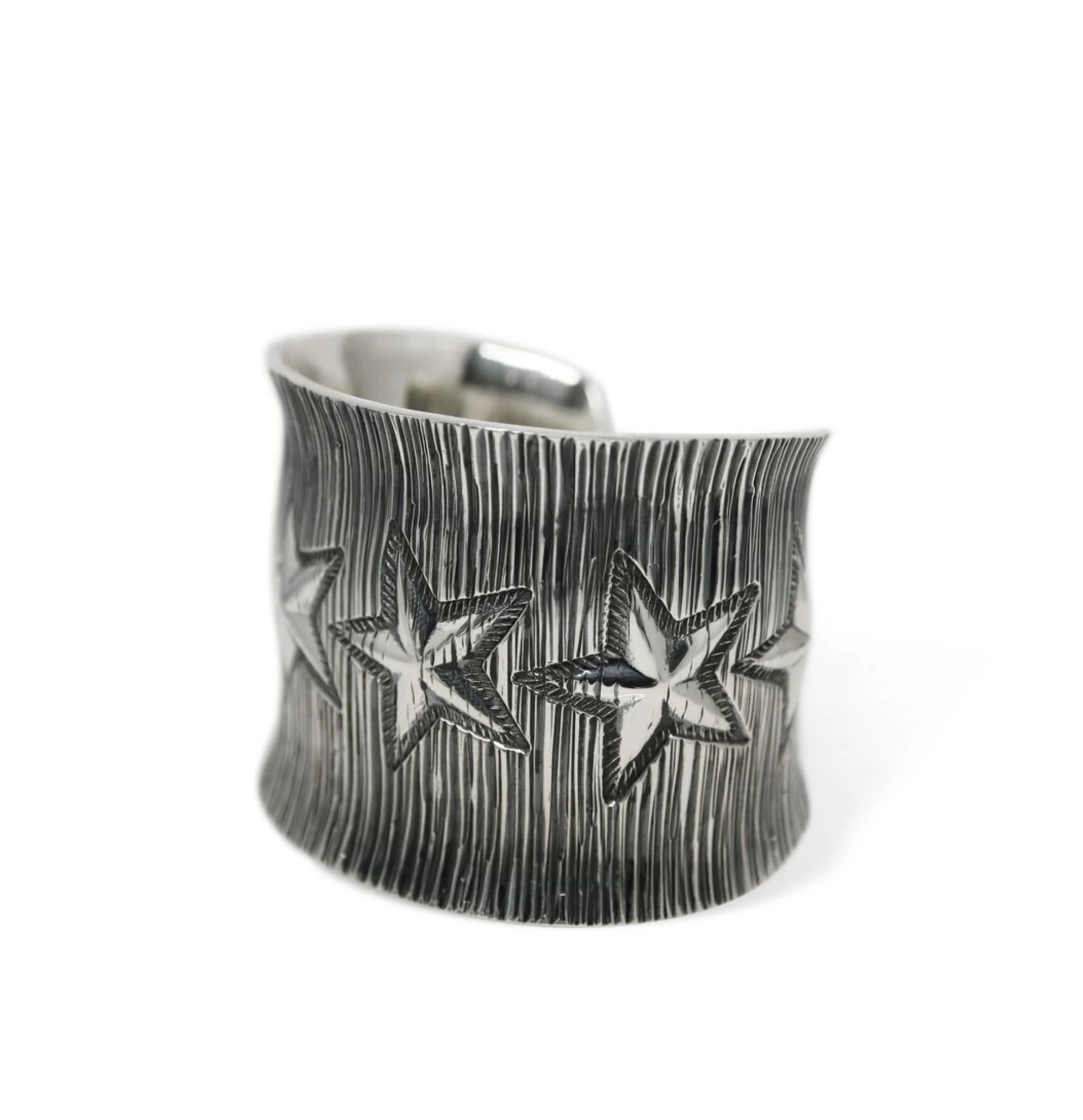TREE BARK STAR CUFF