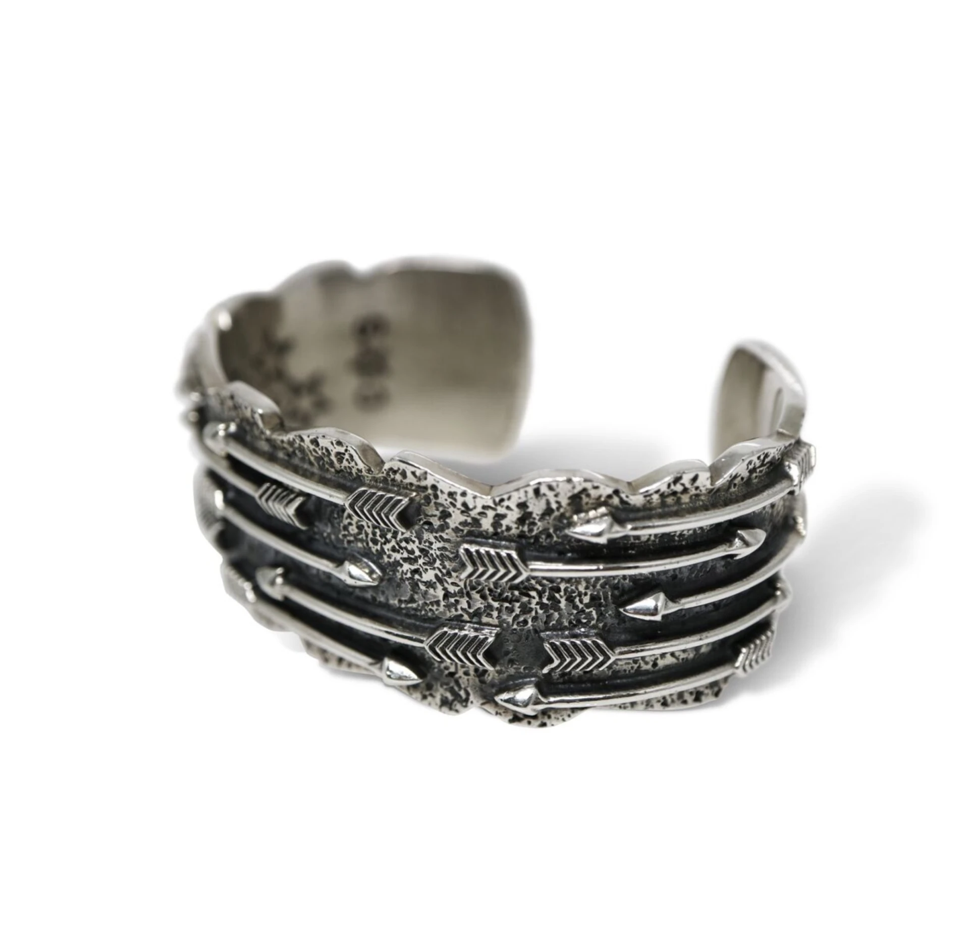 ARROW FIGHT CUFF