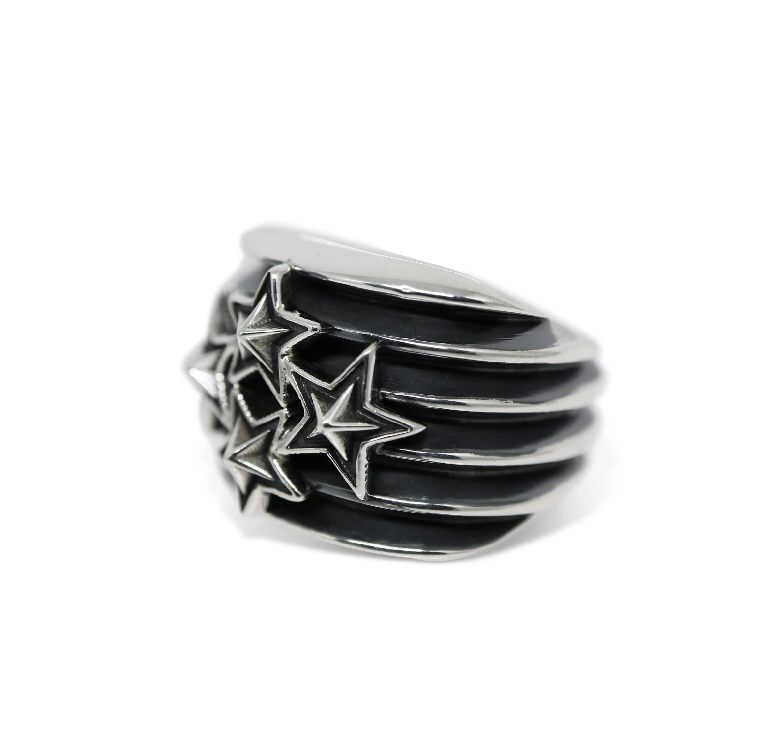 6 ROW W / 4 STARS RING