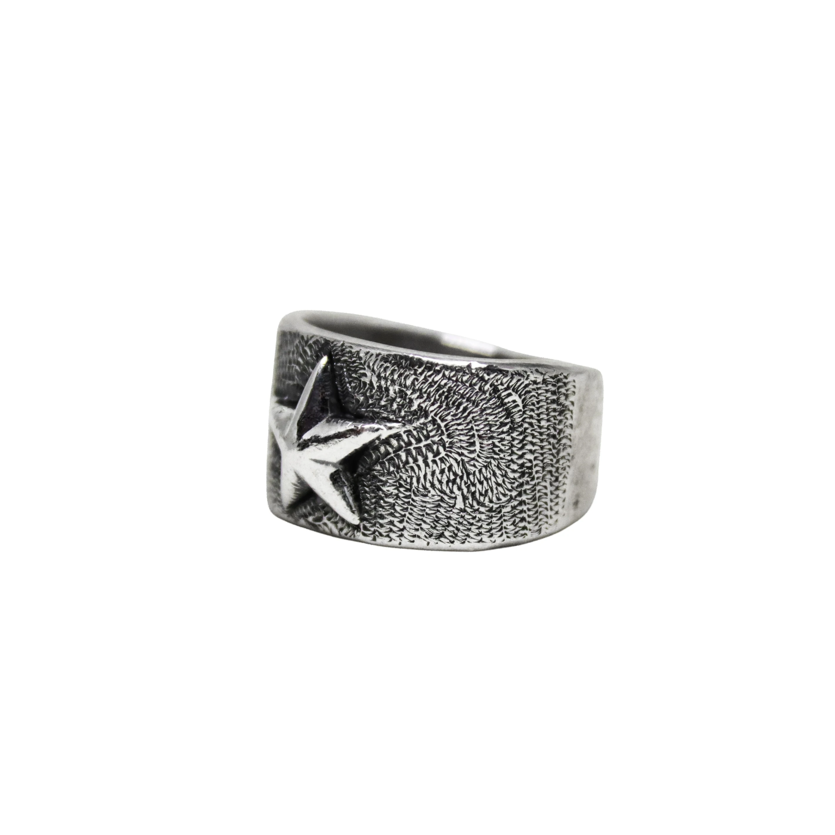 PLAIN TEXTURE STAR RING