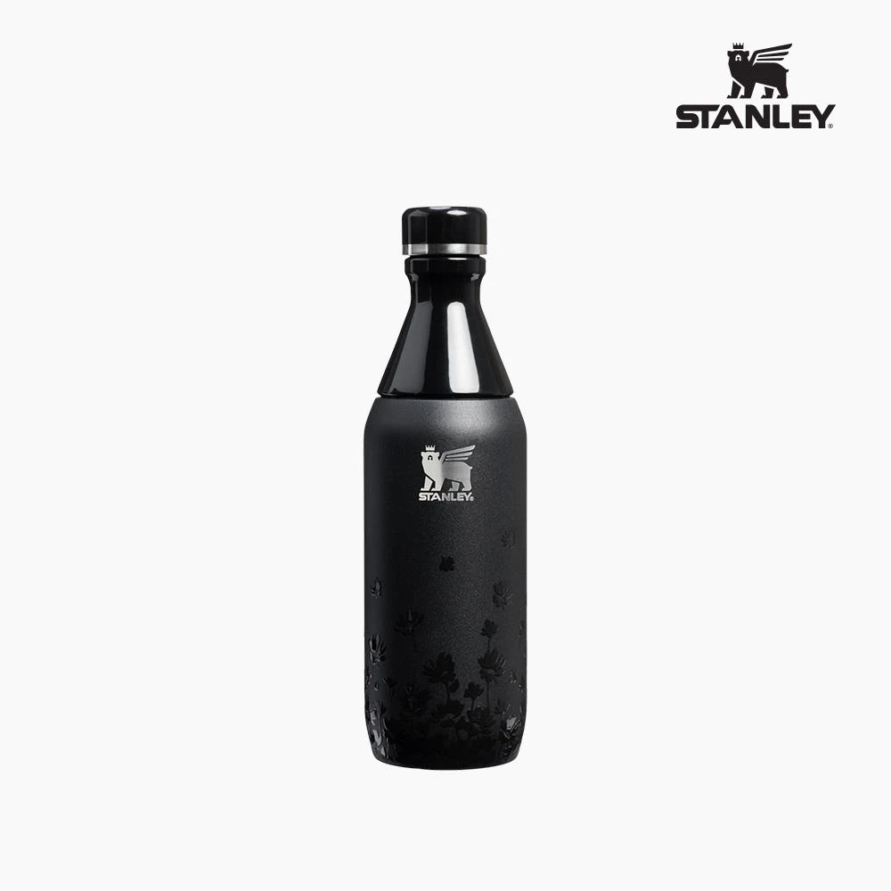 Stanley 1913 x JENNIE All Day Slim Luxe Bottle 335ml