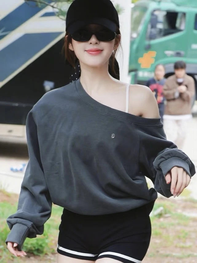 現貨Letter from moon許妍同款🇰🇷小眾斜肩衛衣-6色