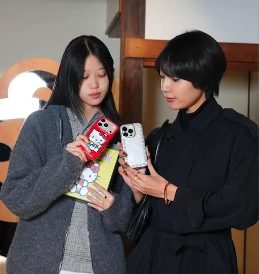 The Skinny Case - Hello Kitty® Studs 銀色