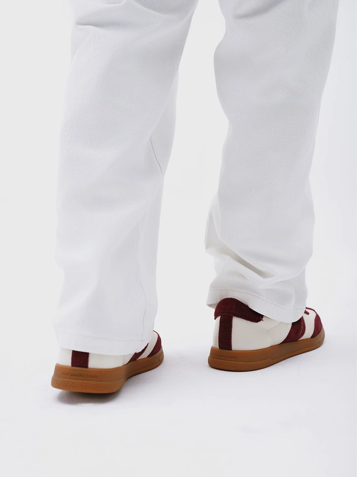 EPT SANTOS (TOFU/BURGUNDY)