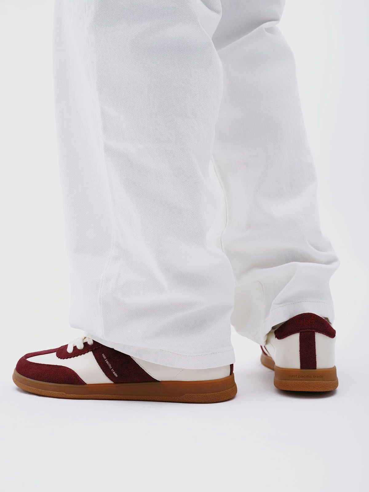 EPT SANTOS (TOFU/BURGUNDY)