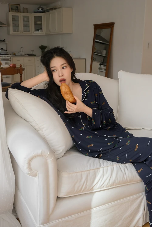 JUUNEEDU R31 臘腸狗長袖睡衣套裝
