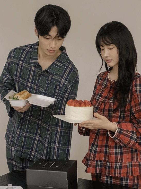 JUUNEEDU R32 情侶格紋套裝