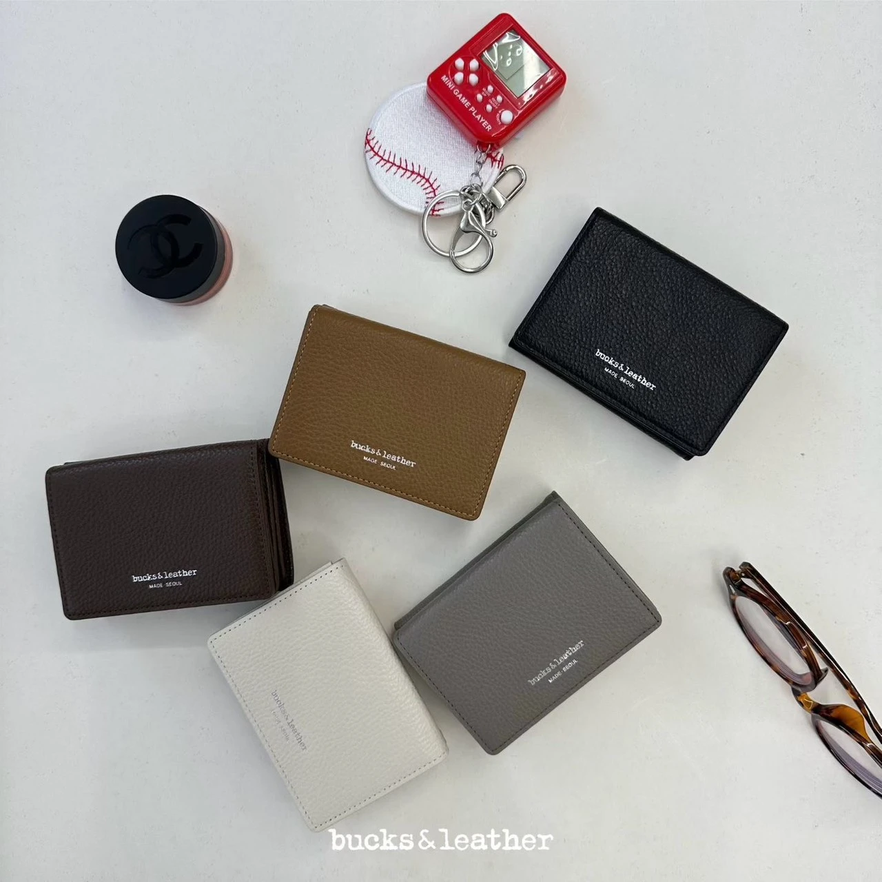 bucks & leather 牛皮三折短夾
