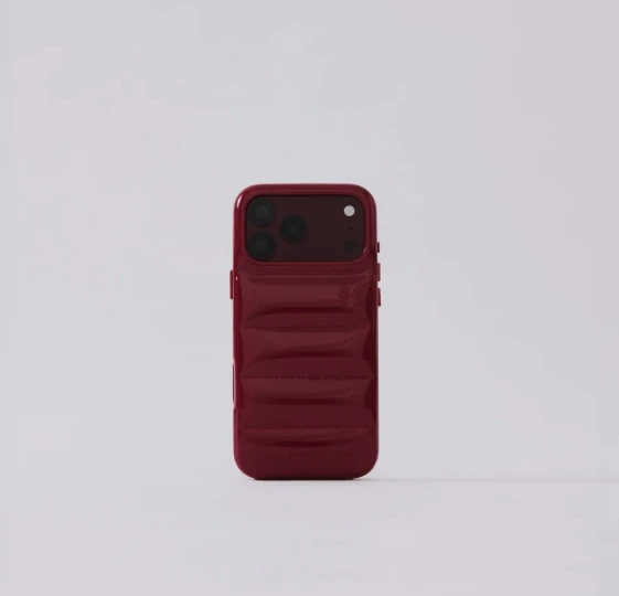 Urban The Puffer Case - CHERRY WINE