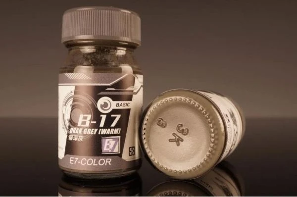 E7-COLOR（B-17）暖深灰