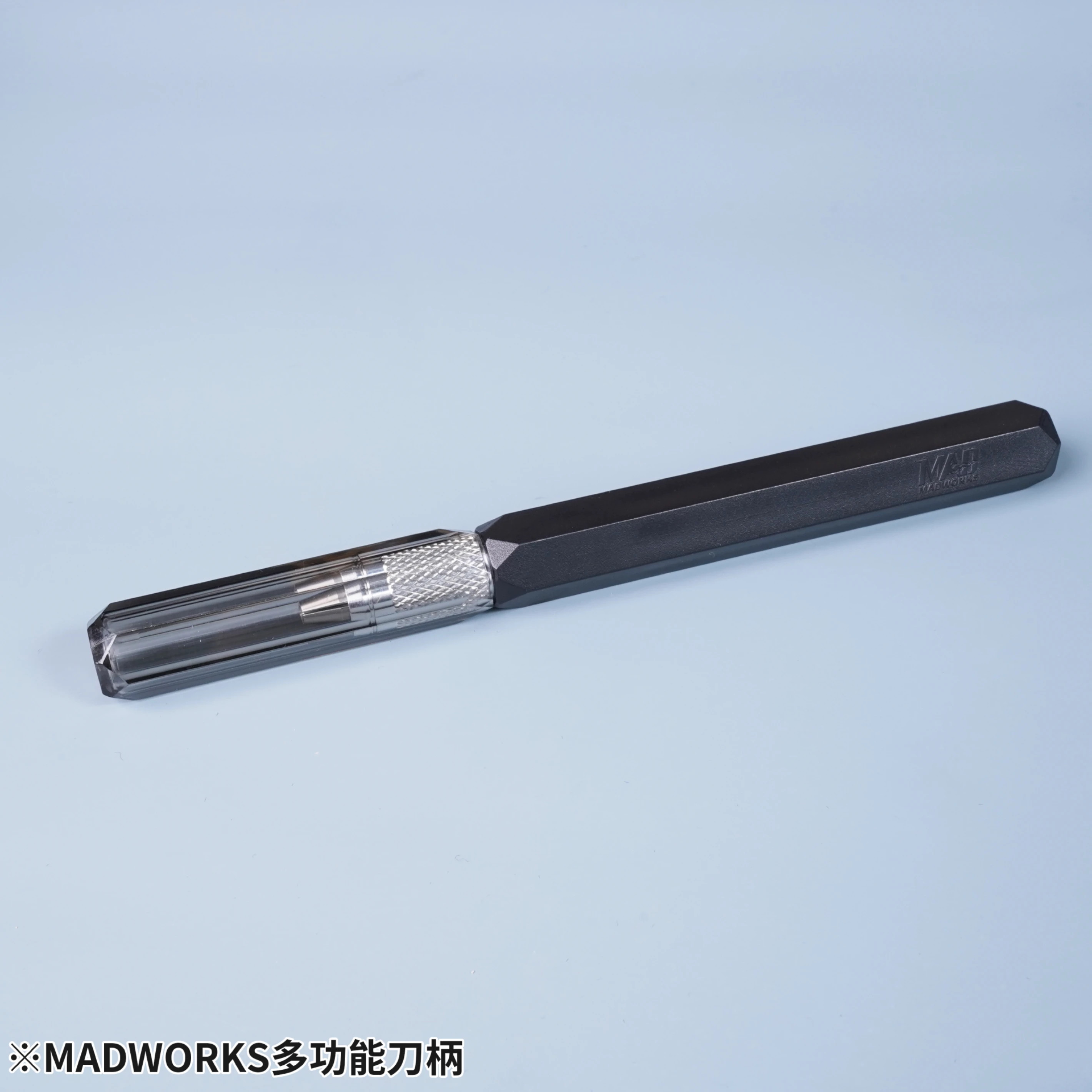 MADWORKS MH-18 新版平價塑膠刀柄(銀)