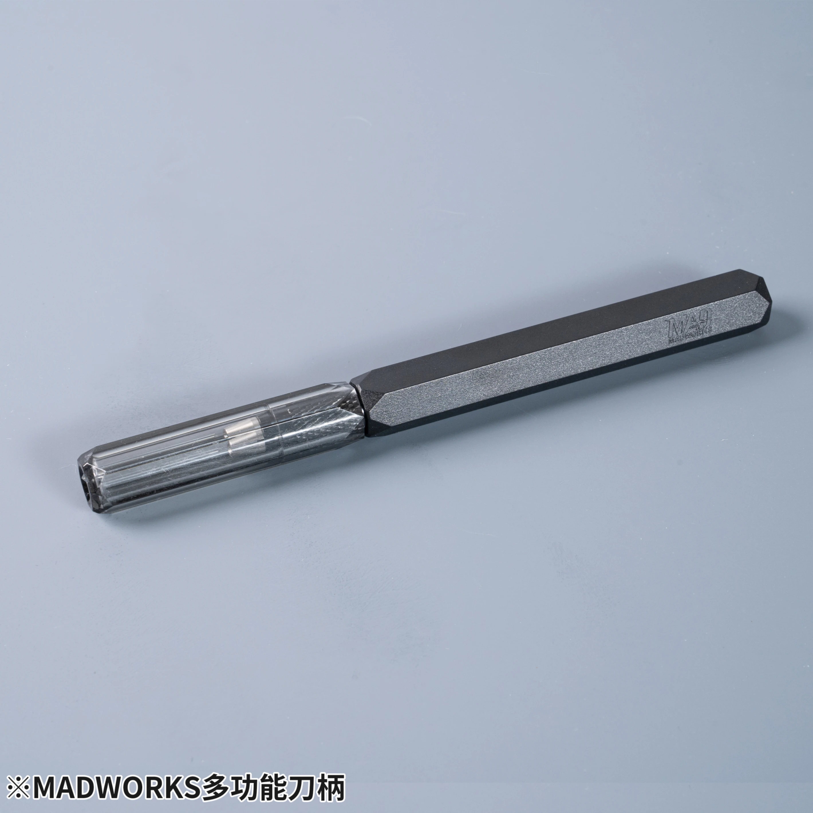 MADWORKS MH-17 新版平價塑膠刀柄(黑)