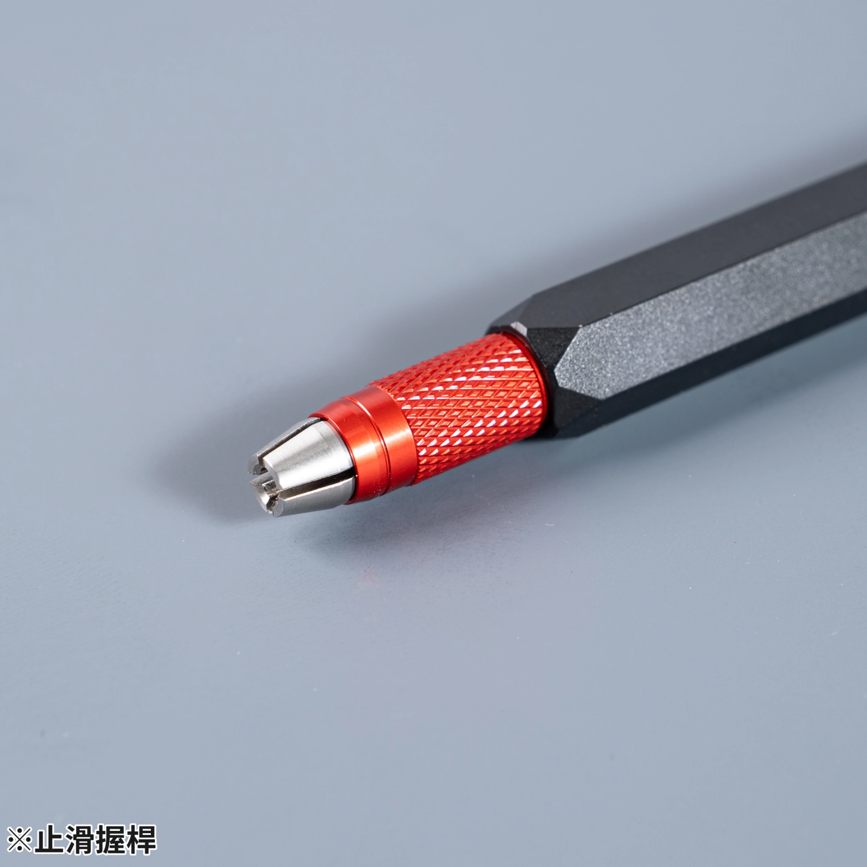 MADWORKS MH-16 新版平價塑膠刀柄(紅)
