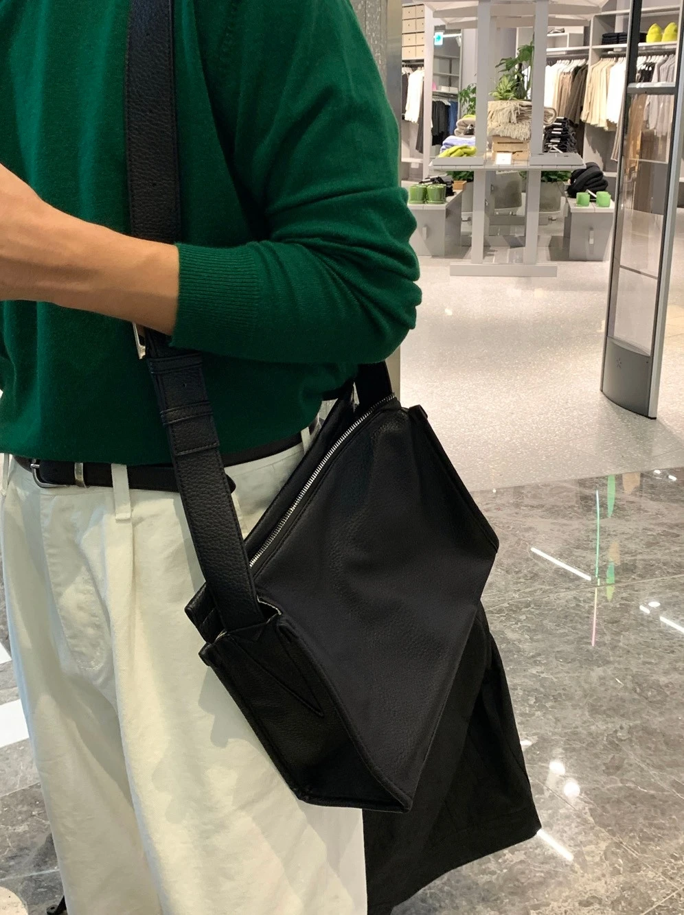 韓國方形皮革斜肩包