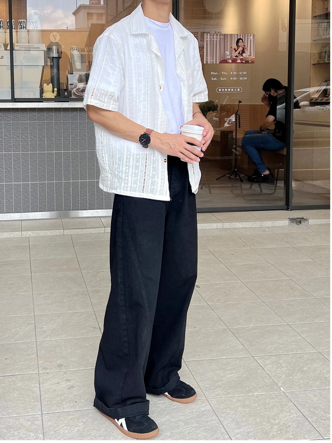 韓版彎刀剪裁厚磅牛仔褲｜2色