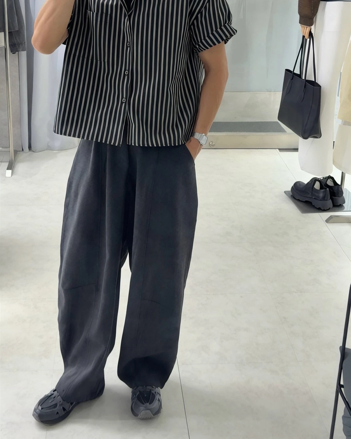  韓版彎刀弧形西裝寬褲｜2色