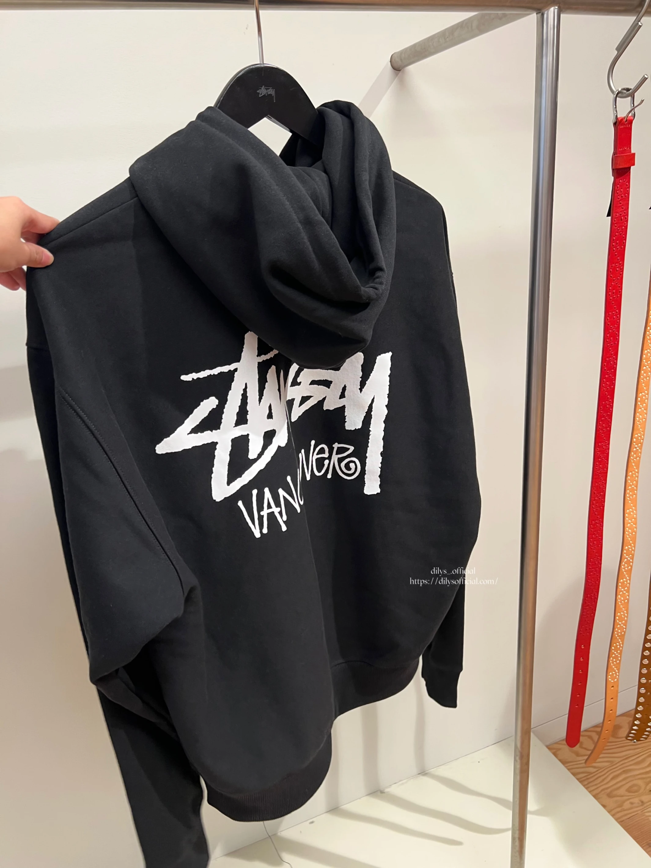 Stüssy 區域限定｜Vancouver 溫哥華 T-shirt 拉鍊外套 帽T