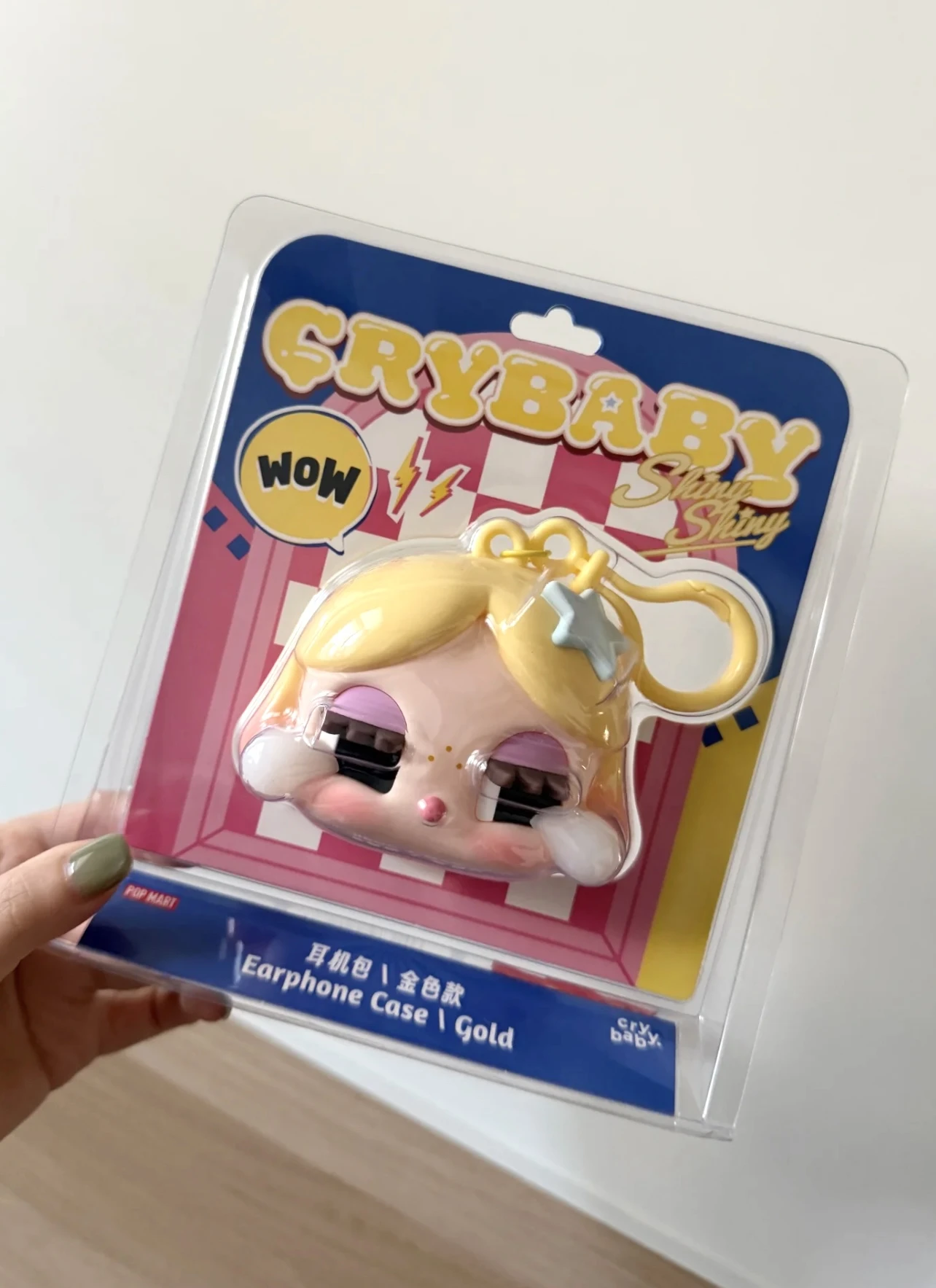 現貨｜泡泡瑪特 Crybaby 金色版耳機包