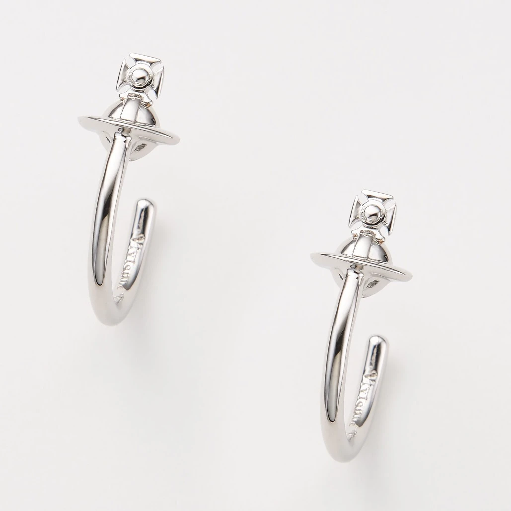 Vivienne Westwood vera 半圈土星耳環