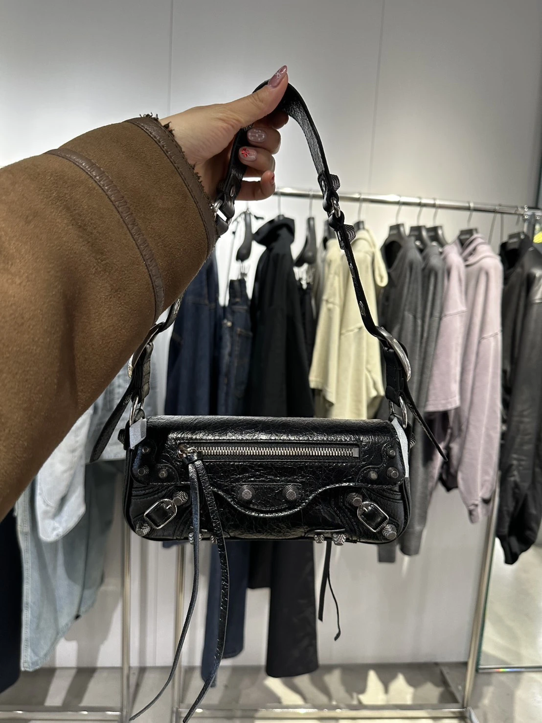 Balenciaga Le Cagole Sling 單肩包（黑XS)