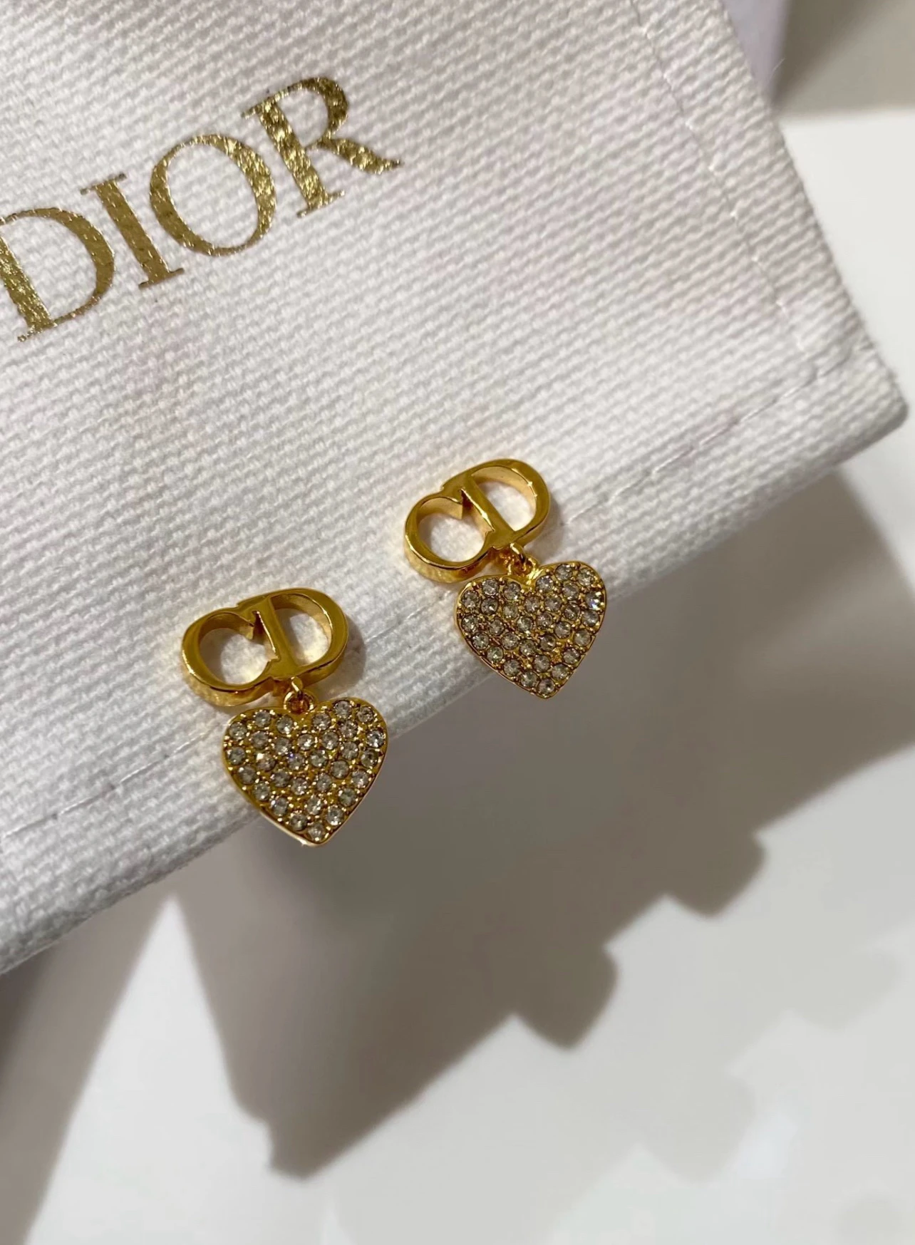 客訂｜Dior VP折扣 愛心CD耳環 金色