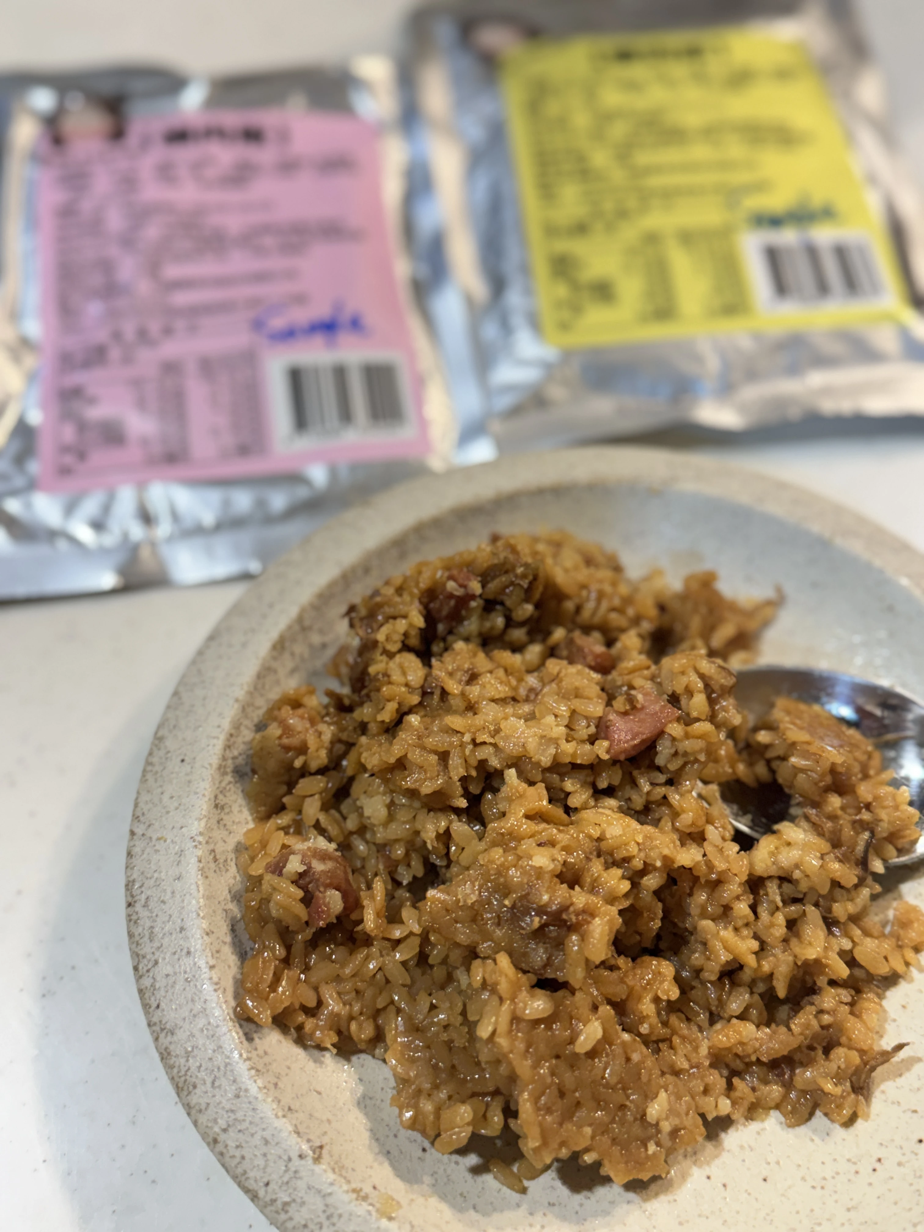來聽聽曼妮說我們如何開發常溫雞肉飯/滷肉飯