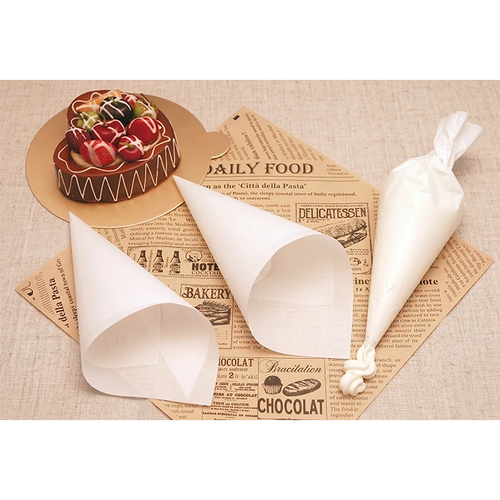 奶油擠花紙(大)｜食品級安全材質 可隨意調整手握大小 剪裁免花嘴 台灣製造