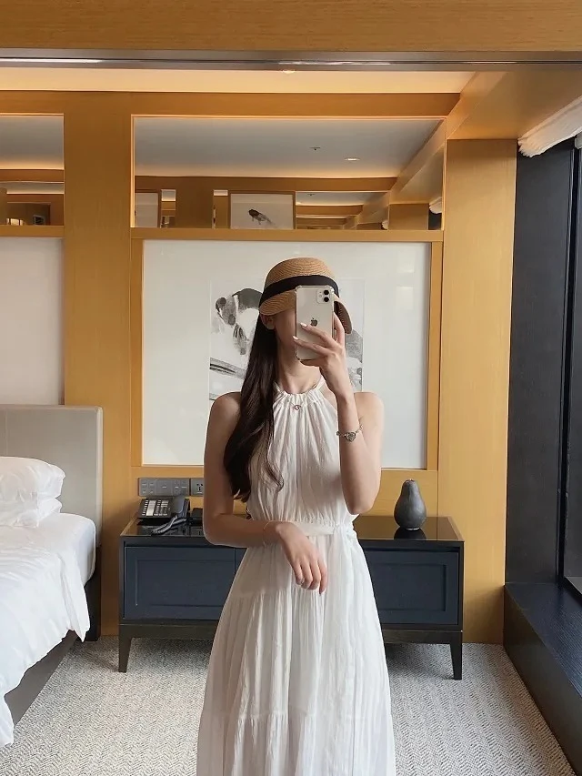 Ying Fashion Shop 法式氣質 繞頸削肩 露肩設計感 度假風連衣裙 收腰顯瘦 無袖連衣裙