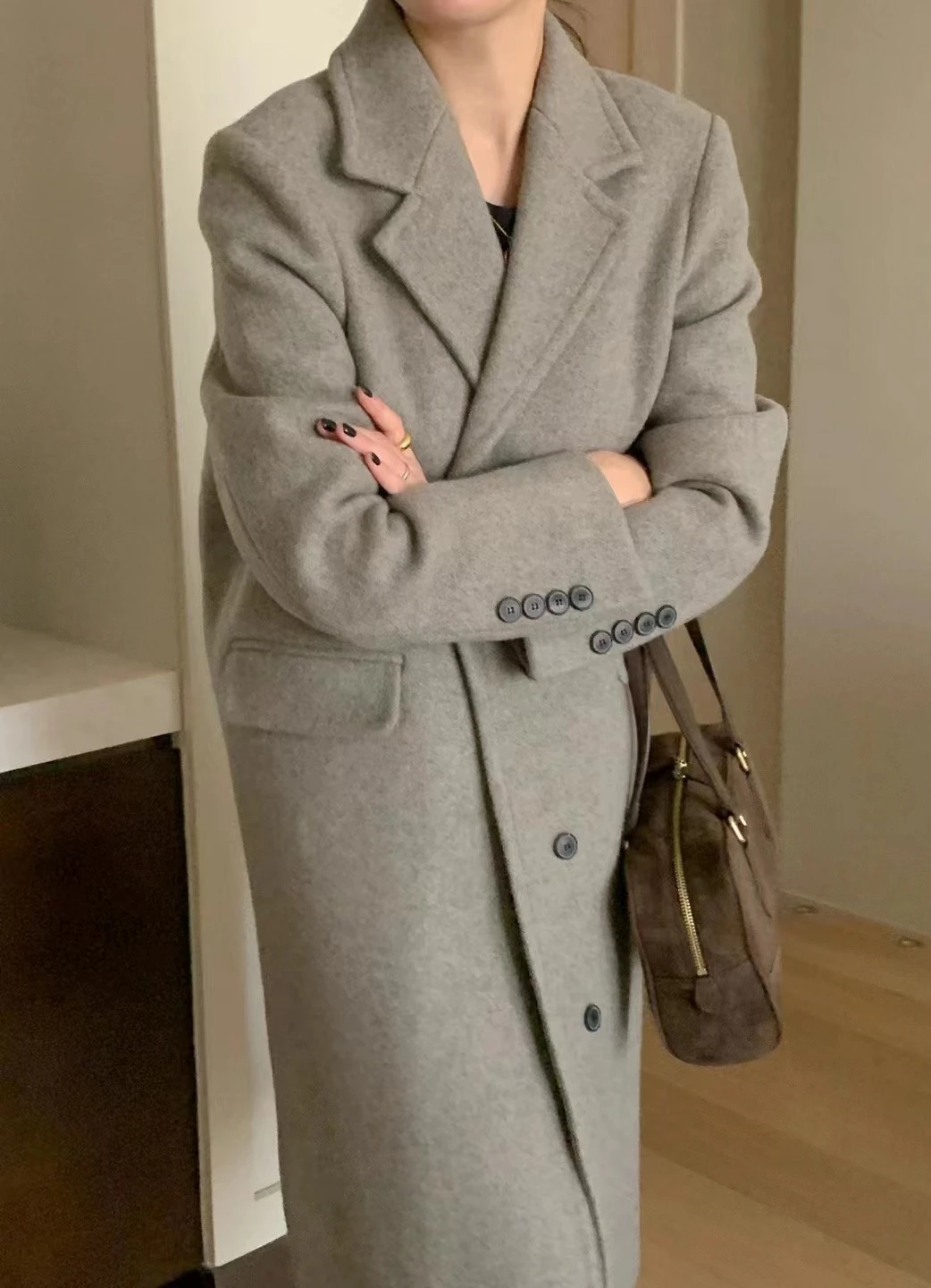 Ying Fashion Shop 高品質大衣 厚實毛呢大衣外套 氣質西裝翻領 單排釦 寬鬆百搭 過膝長版毛呢大衣 保暖大衣外套