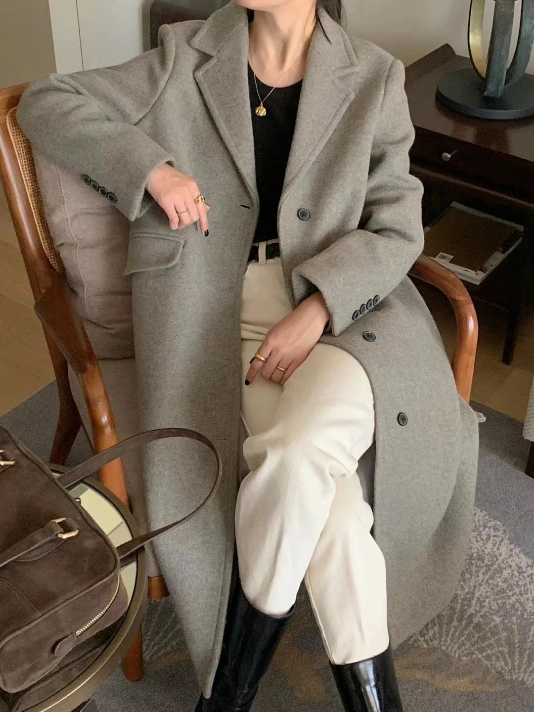 Ying Fashion Shop 高品質大衣 厚實毛呢大衣外套 氣質西裝翻領 單排釦 寬鬆百搭 過膝長版毛呢大衣 保暖大衣外套