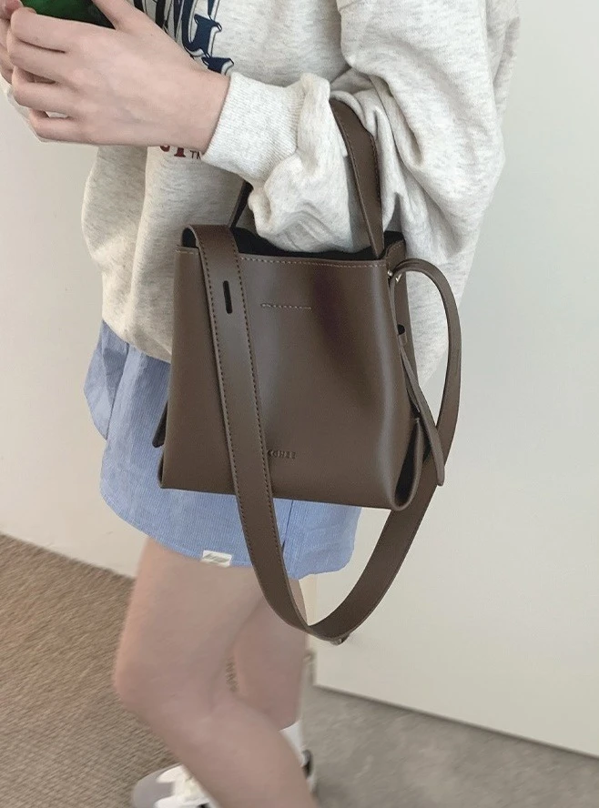 Ying Fashion Shop 超柔軟皮質 復古手提包 水桶包 百搭 單肩包 斜背包