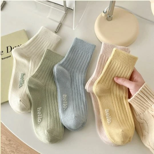 Ying Fashion Shop 春秋新款 純色襪子 純棉ins 韓國日系風 壓紋字母 粗線 運動休閒襪 中長襪 長襪