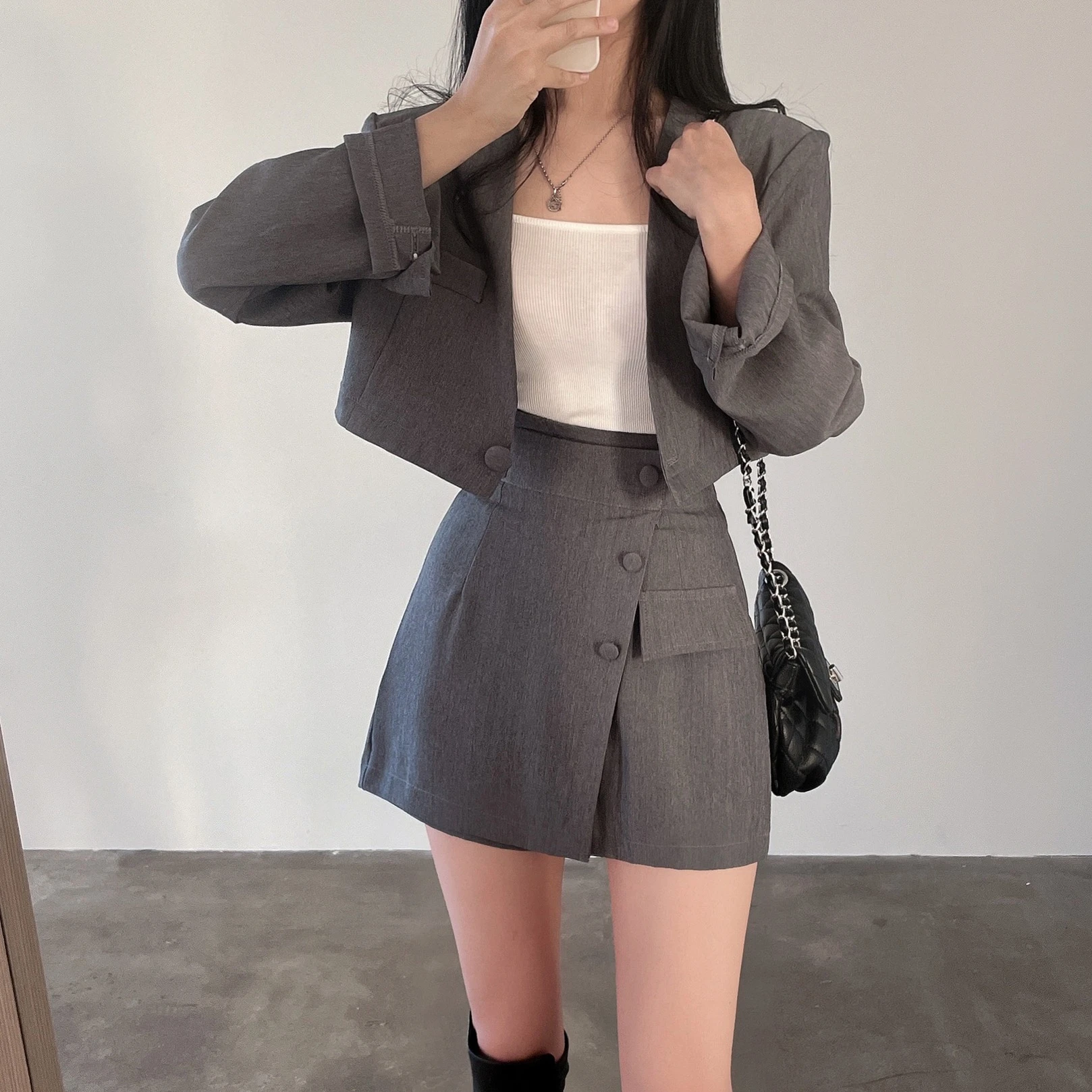 Ying Fashion Shop 韓系chic 春夏新款 氣質套裝 短款外套西裝套裝 設計感 包臀半身褲裙 兩件式套裝