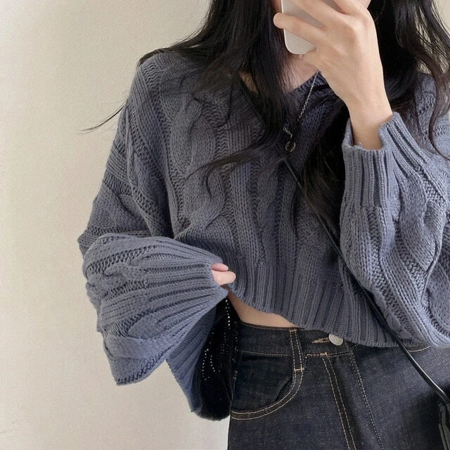 Ying Fashion 秋冬新款 chic復古麻花 針織上衣 V領針織毛衣 寬鬆 短款針織衫 露腰 慵懶風