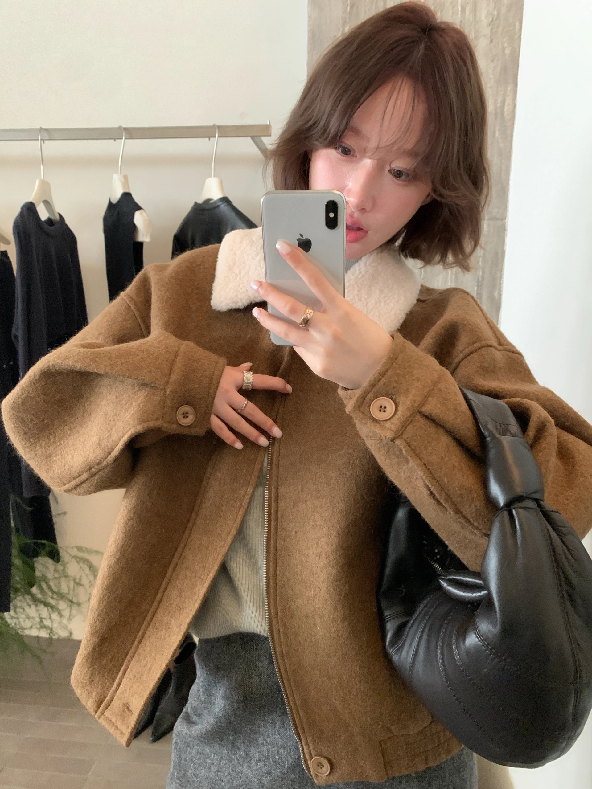 Ying Fashion Shop  高級感毛呢 翻領拼色外套 拉鍊毛呢外套 羊羔毛拼接領口 翻領毛呢外套 保暖毛呢外套
