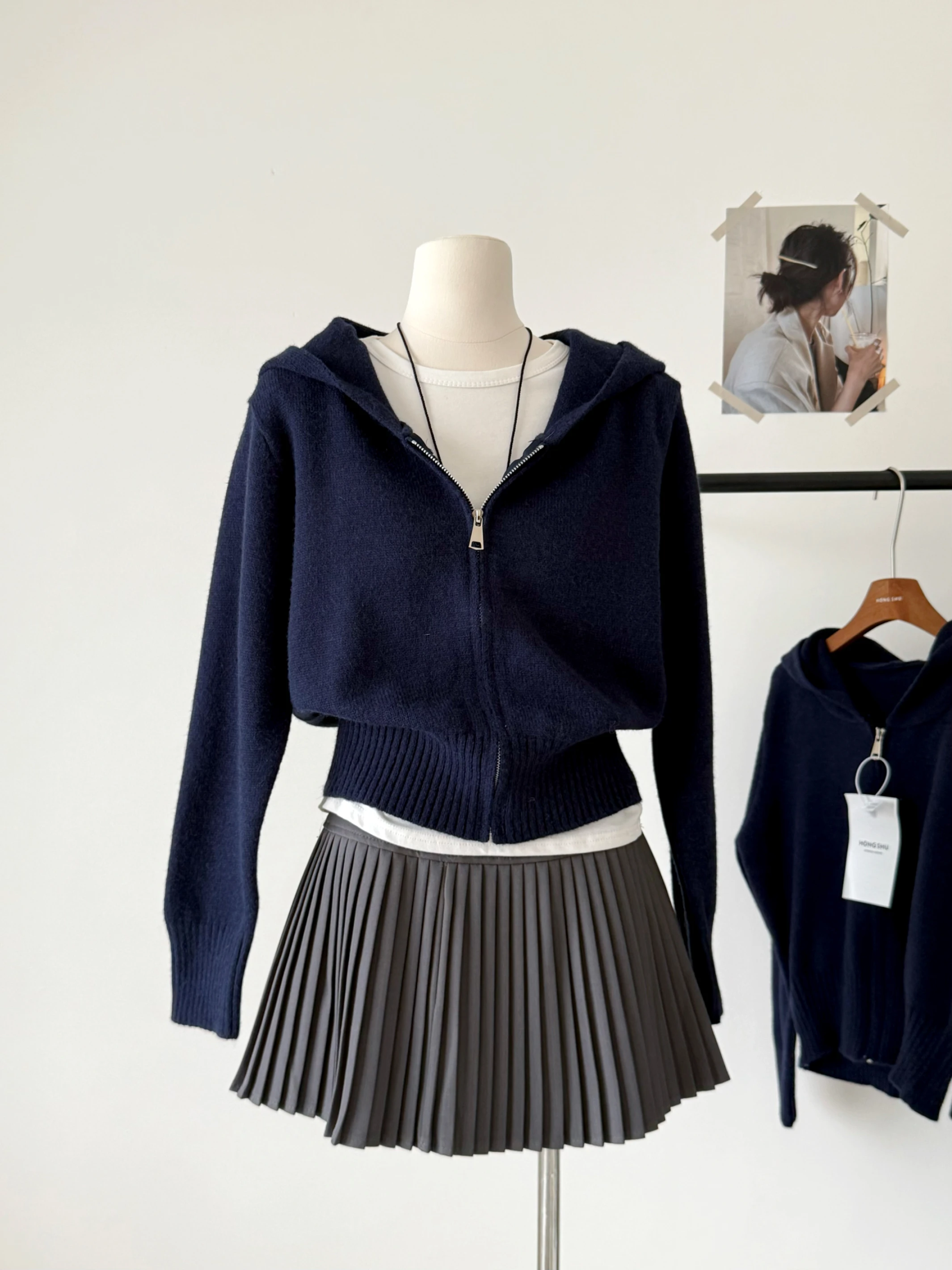 Ying Fashion Shop 網紅同款 針織開衫外套 氣質藏藍色 超顯白針織外套 連帽針織外套