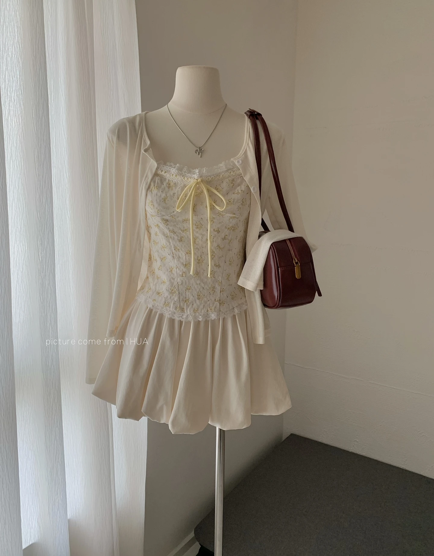 Ying Fashion Shop 甜美風 溫柔碎花吊帶上衣 吊帶上衣 碎花吊帶 針織外套 兩件套