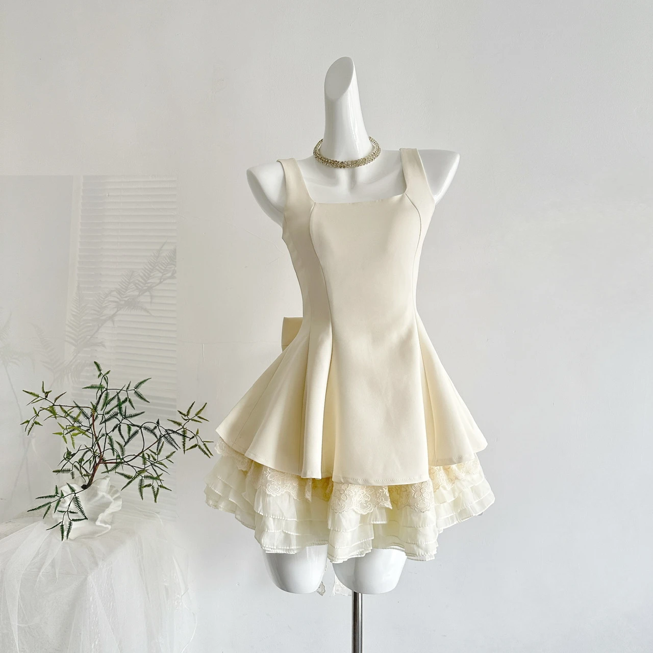 Ying Fashion Shop 趙露絲同款 蕾絲刺繡 千金法式連衣裙 收腰顯瘦 甜美連衣裙 蓬蓬吊帶連衣裙