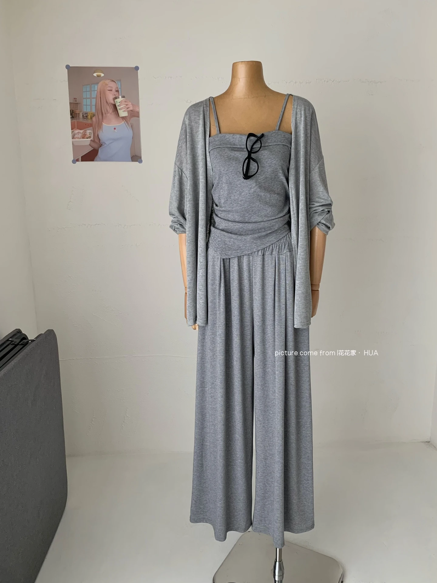 Ying Fashion Shop 氣質簡約風 顯瘦百搭 純色吊帶背心 薄款開衫外套 高腰休閒褲 三件式套裝