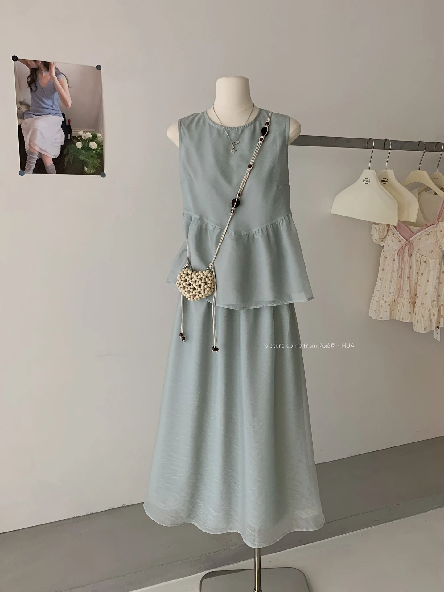 【出清! 現貨48小時快速出貨】Ying Fashion Shop 甜美氣質 網紗無袖上衣 高腰半身裙 荷葉邊上衣 溫柔清冷感 兩件式套裝