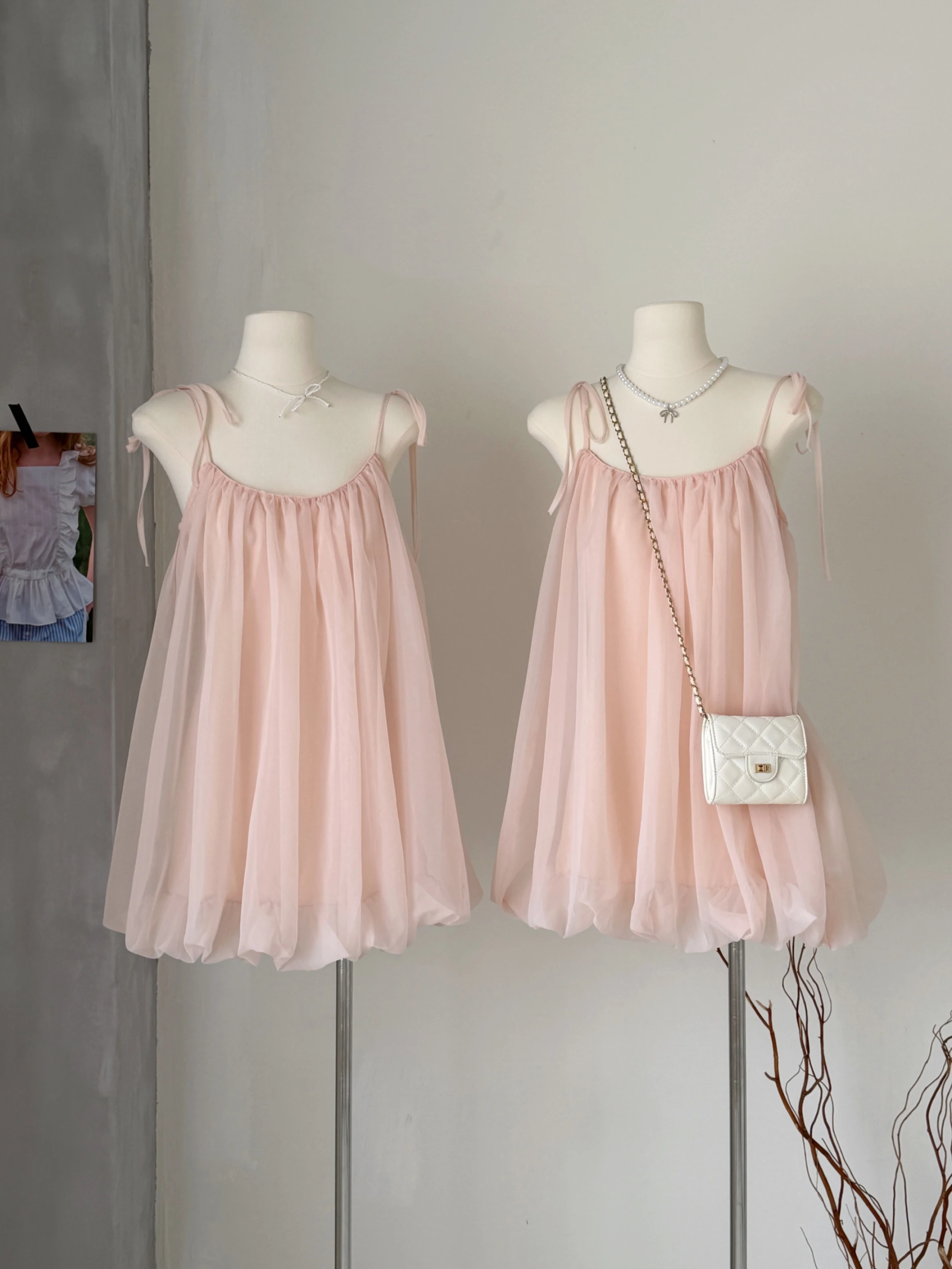 Ying Fashion Shop 粉霧甜美女孩 碎褶吊帶短裙 仙女風 輕盈蓬蓬裙 飄逸連衣裙 綁帶連衣裙