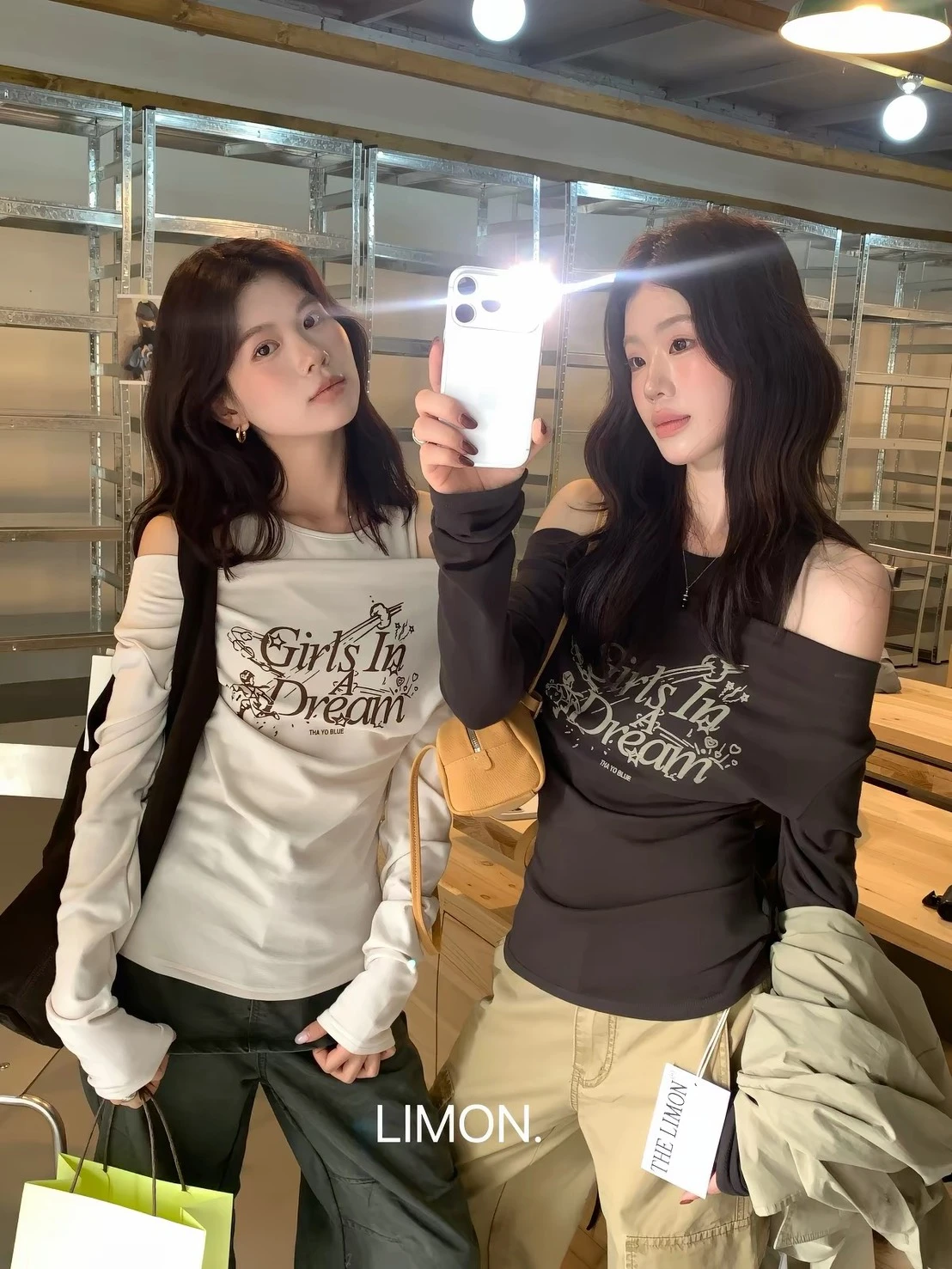 Ying Fashion Shop 高質感 假兩件一字領 露肩長袖上衣 彈力棉質 修身顯瘦 字母印花 長袖上衣