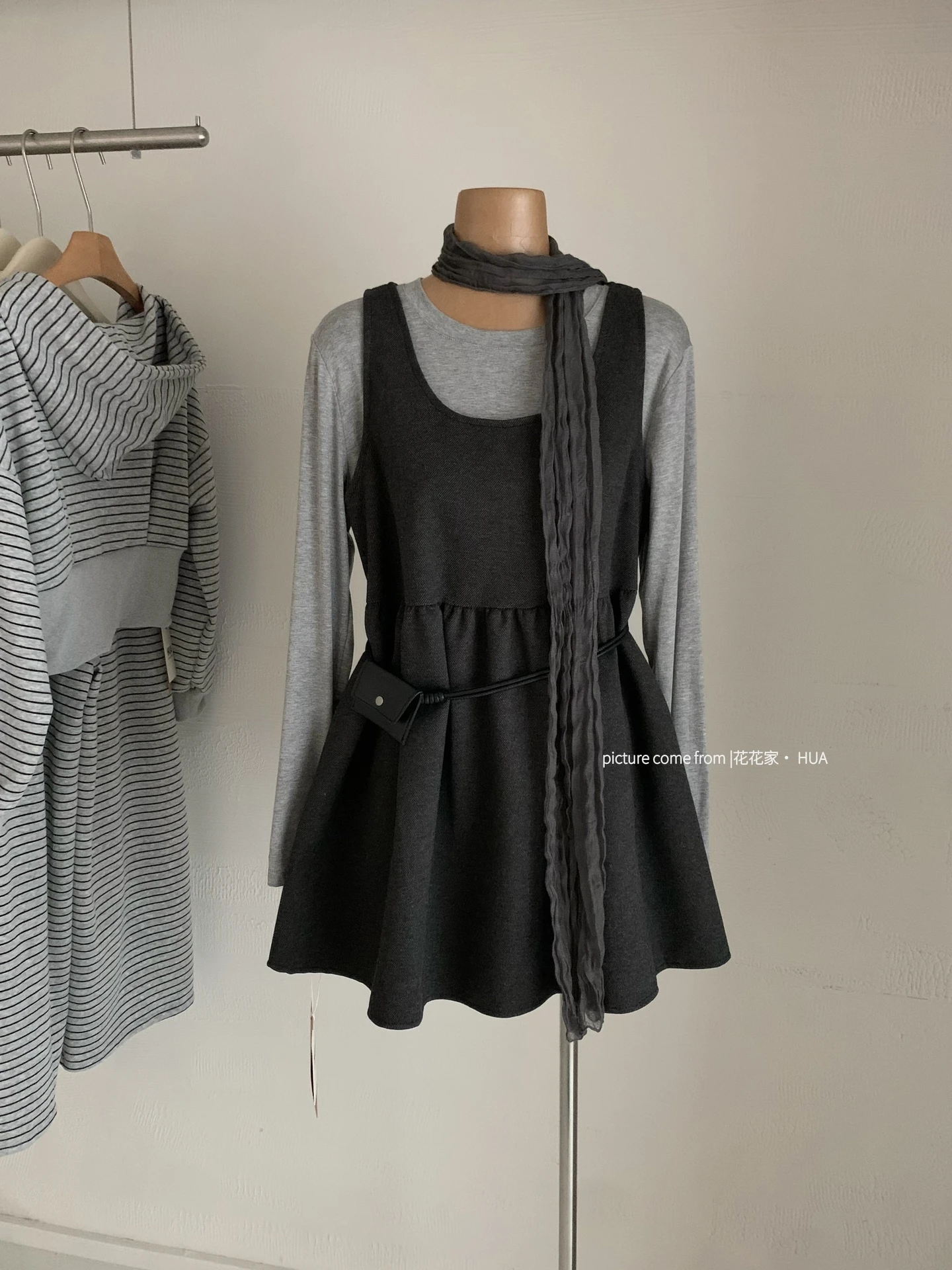 Ying Fashion Shop 復古小個子穿搭 圓領長袖上衣 A字蓬蓬裙 吊帶背心群 兩件式套裝